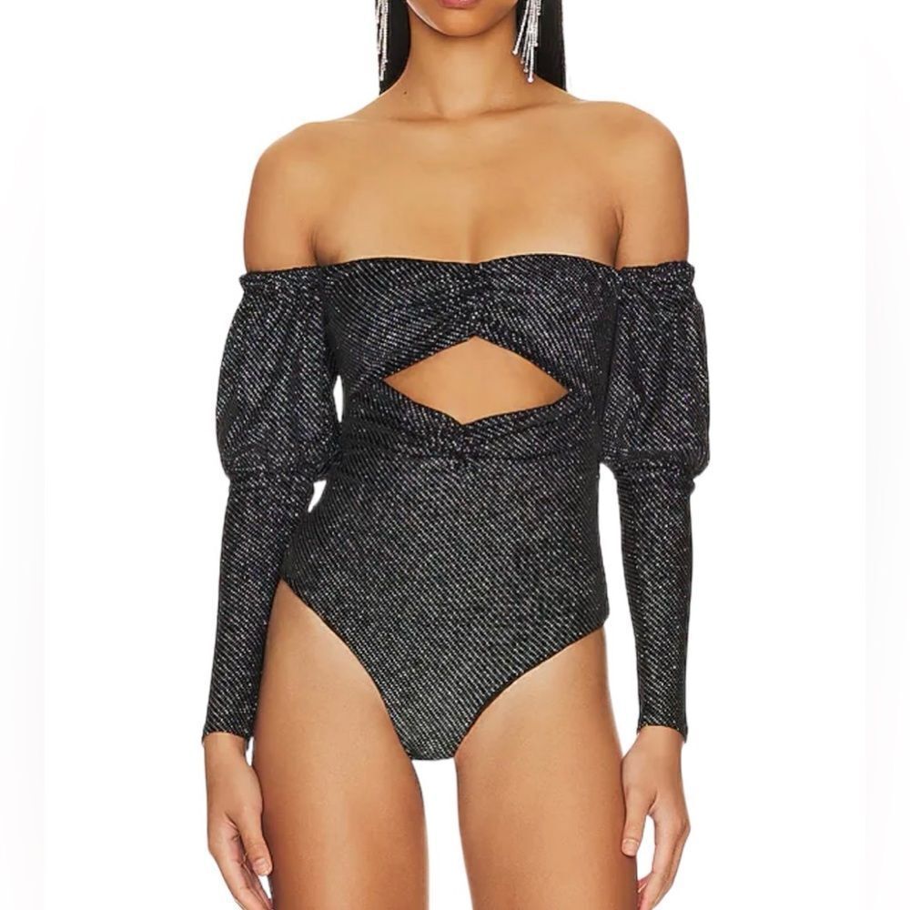 Dionne Bodysuit in Black Lovers and Friends🤍 - Picture 5 of 9